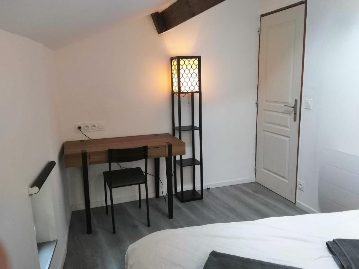 Detente - Appartement Et Poutres Apparentes Безье Экстерьер фото